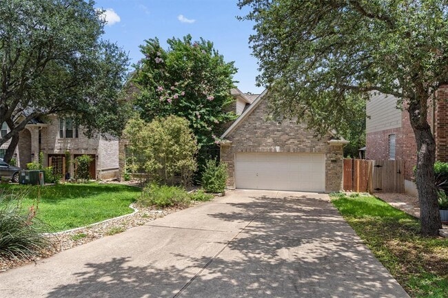 Building Photo - 9013 Sautelle Ln