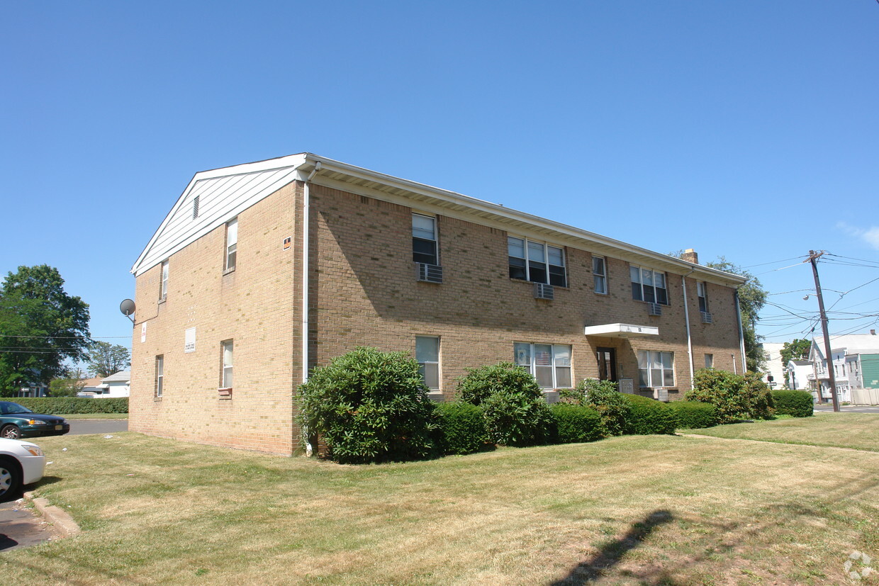 Primary Photo - 317 E Grand Ave