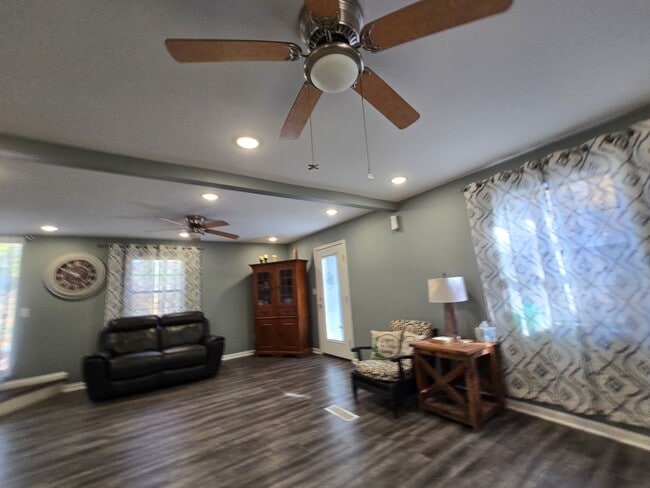 Building Photo - 17630 Bream