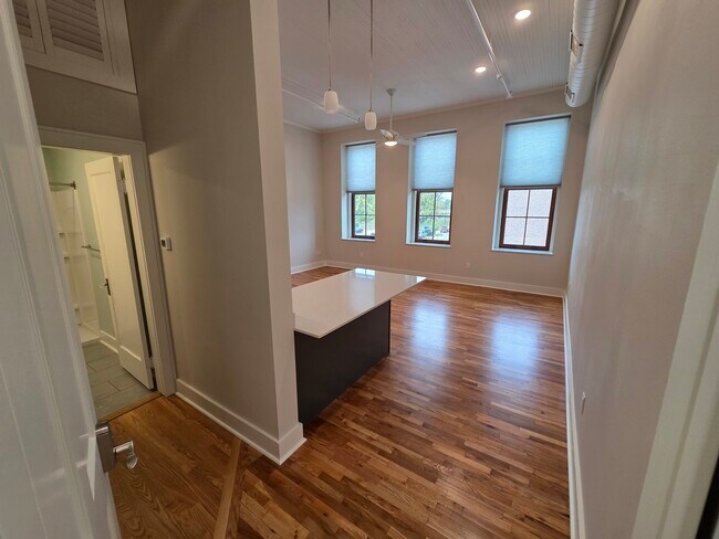 Foto del edificio - 124 Main St