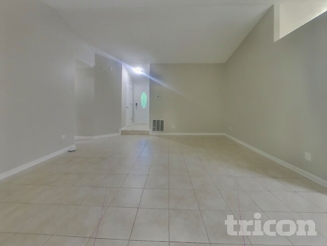 Building Photo - 811 Riverstone Ln