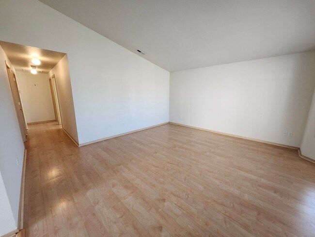 Foto del edificio - 9704 Welsh Dr