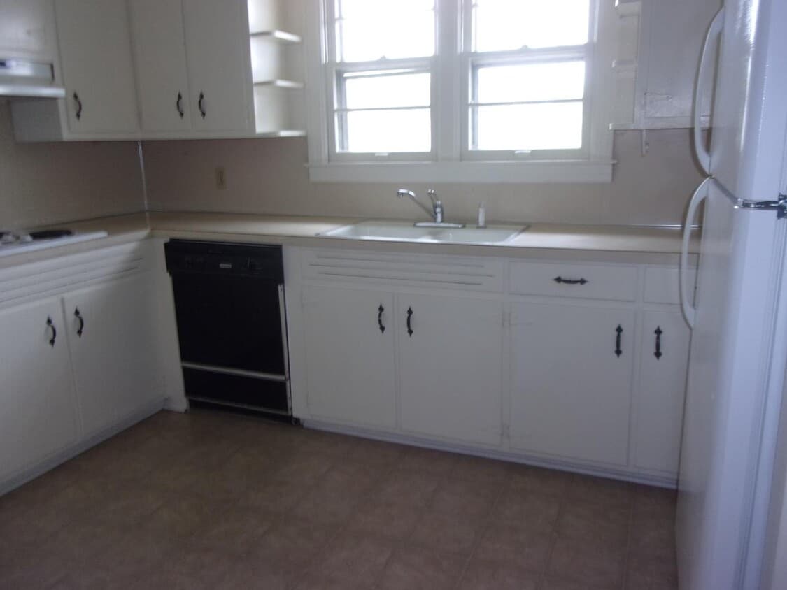 Foto del edificio - 205 Westhill Dr