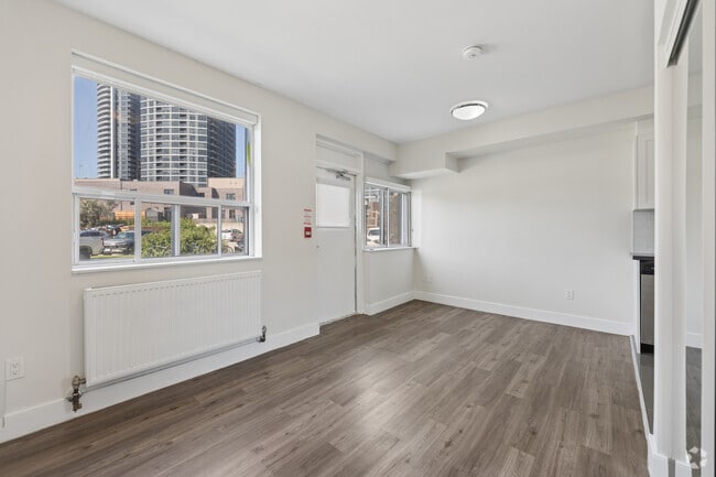 BACHELOR - 316SF - Living Room - 350 The East Mall