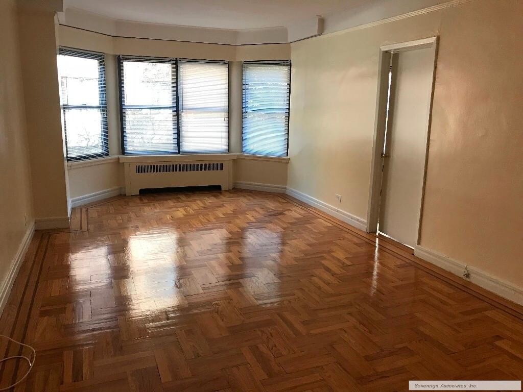 Foto principal - 12 Dongan Pl