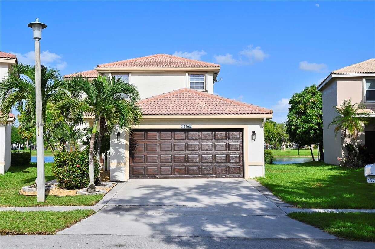 Primary Photo - 17708 SW 28th St