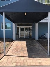 Building Photo - 2650 Coconut Bay Ln