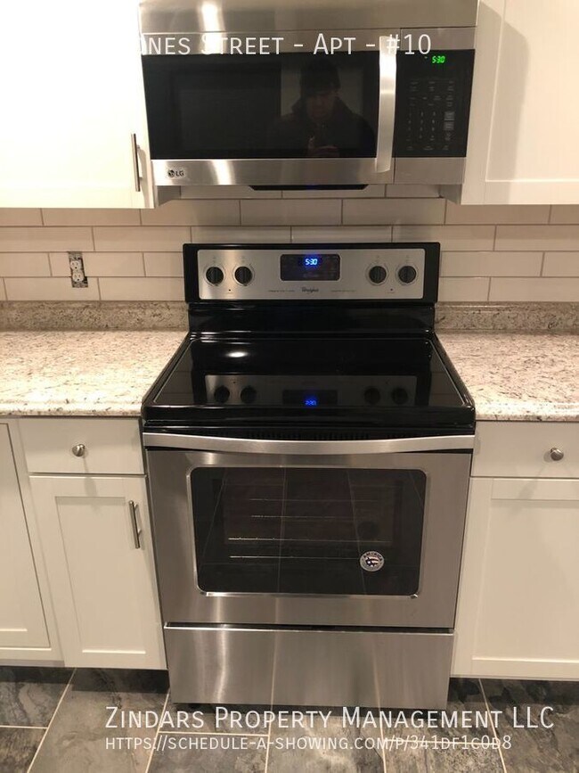 Building Photo - Brand new, completely remodeled 2 bedroom ...