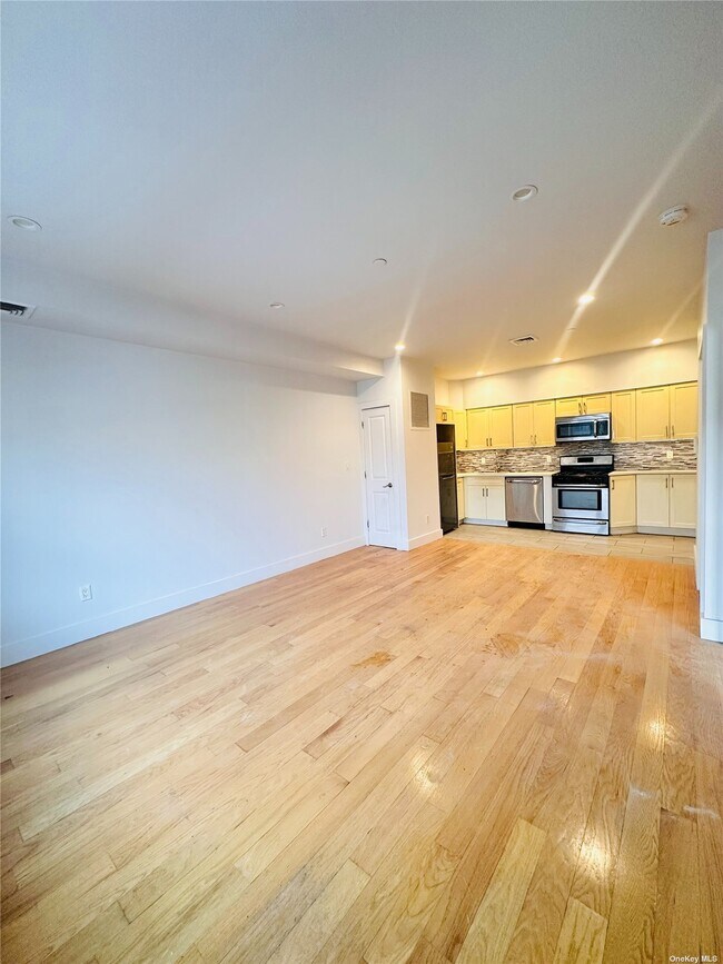 4218 Bell Blvd, Queens, NY 11361 Condo for Rent in Queens, NY