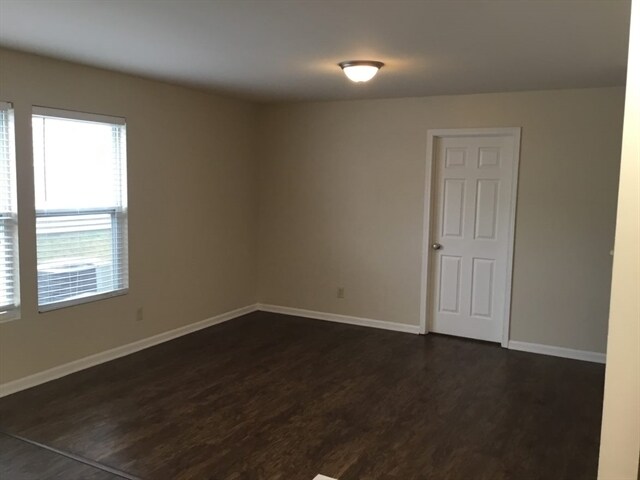 Building Photo - 5564 Hammermill Drive