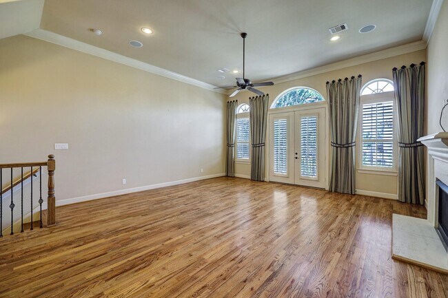 Foto del edificio - 6511 Taggart St