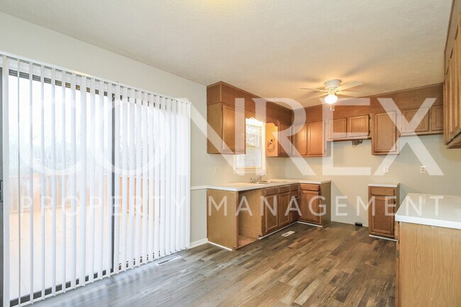 Building Photo - Recently Acquired 3 Bedroom