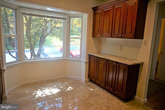 Building Photo - 7611 Heatherton Ln