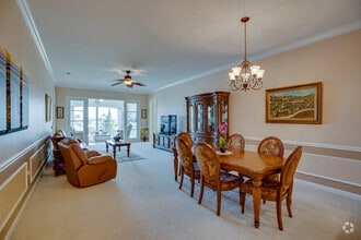 Building Photo - 38 Harbour Isle Dr E