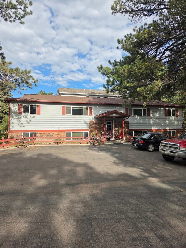 Foto principal - 114 County Rd