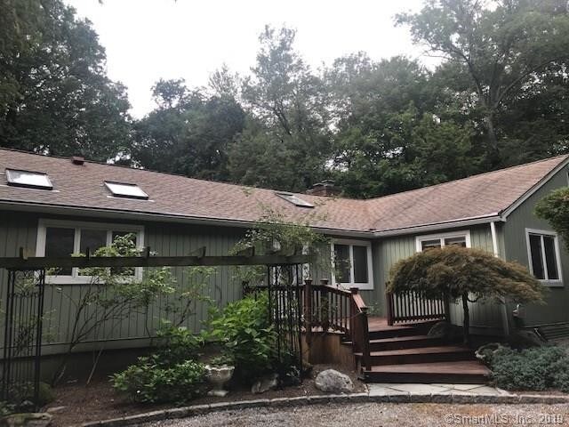 Primary Photo - 276 Bayberry Ln