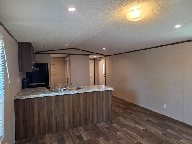 Building Photo - 1775 Sea Creek Dr