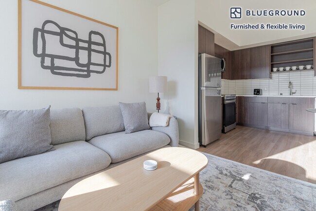 Foto del edificio - 100 Callan Ave