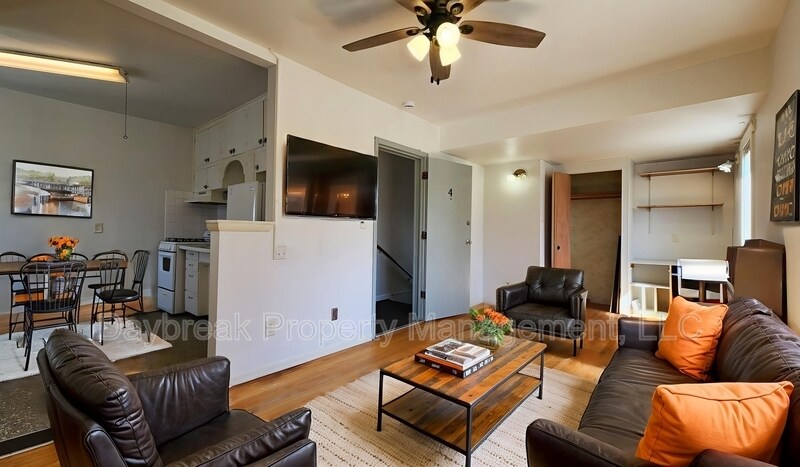 Foto principal - 1121 2nd Ave S