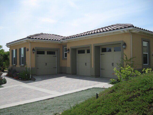 Building Photo - 7291 Range Vw Cir