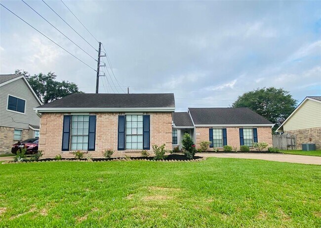 Building Photo - 511 Muirwood Ln