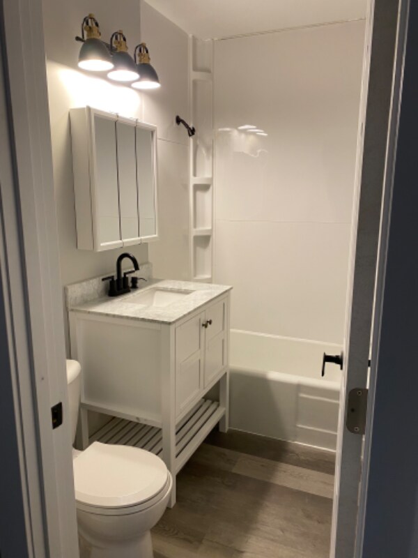 Building Photo - 3930 W 11th Ave