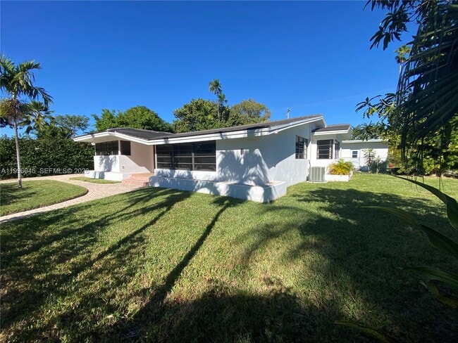 Foto del edificio - 1101 Bay Dr