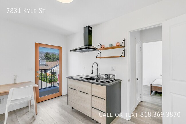 Foto del edificio - 7831 Kyle St