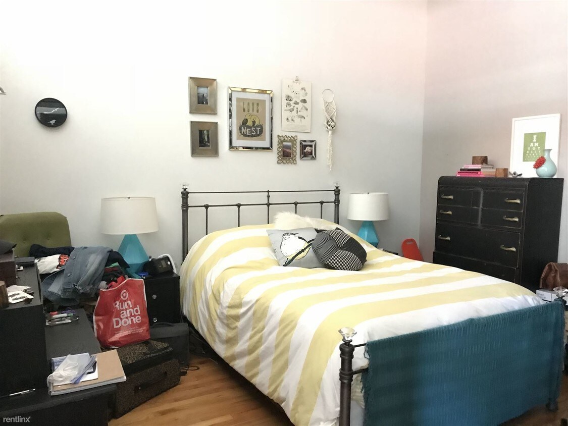 Building Photo - 1 br, 1 bath Apartment - 839 W Fulton Market