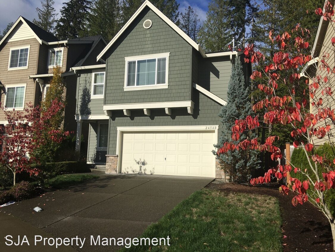 4 br, 2.5 bath House 24540 SE 46th Terrace House for Rent in