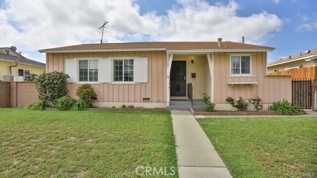 Foto principal - 15307 Studebaker Rd