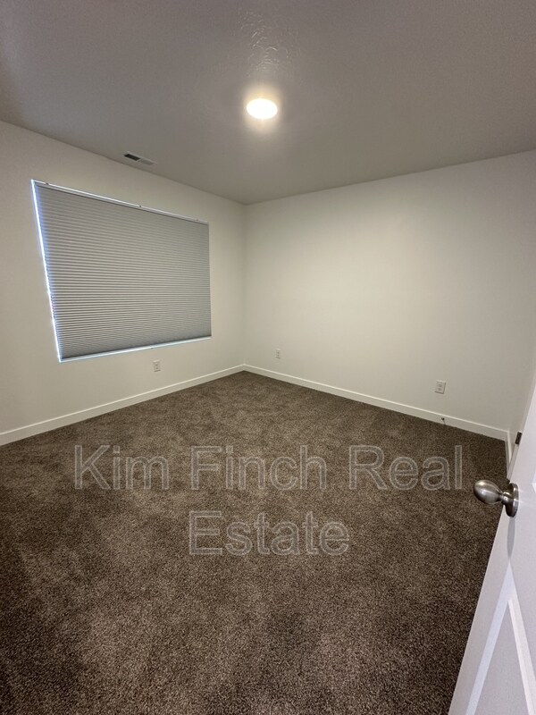 Foto del edificio - 887 E Seaside St