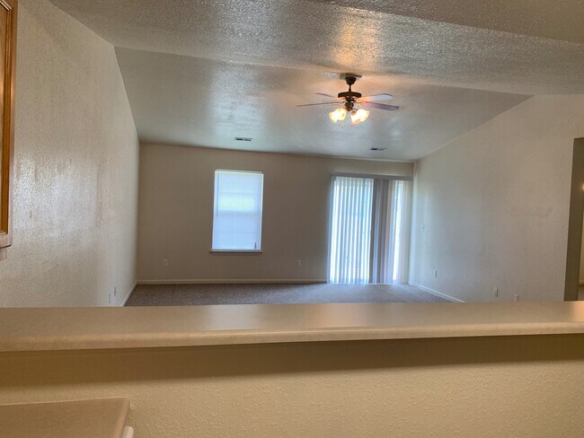 Building Photo - 6712-MF2-E2