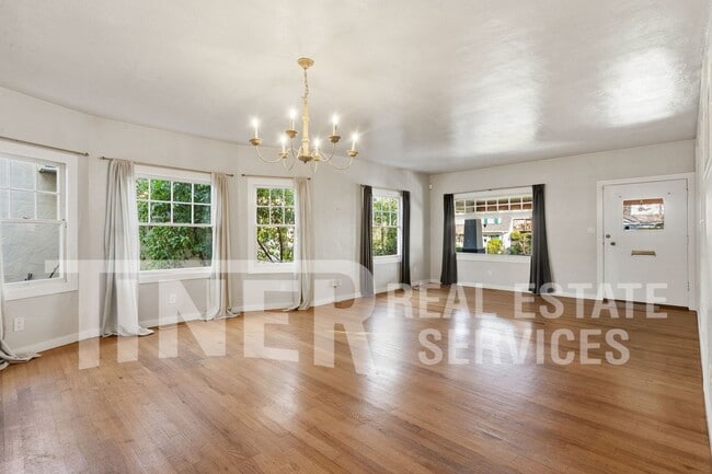 Foto del edificio - 2916 22nd St