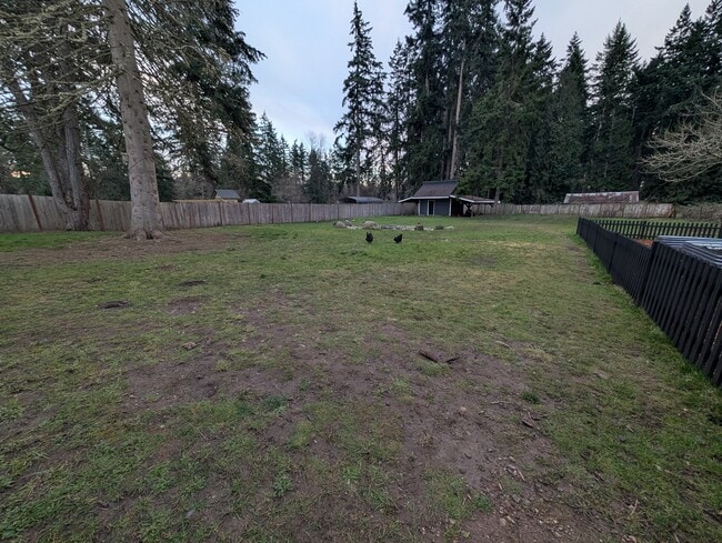 Building Photo - 14618 Kapowsin Hwy E