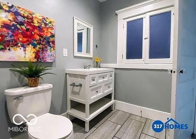 Building Photo - 144 N Arsenal Ave