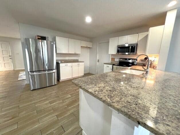 Foto del edificio - 9148 Oakwood Dr