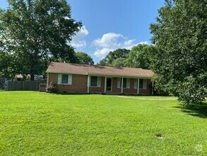 Building Photo - 8004 Knud Dr