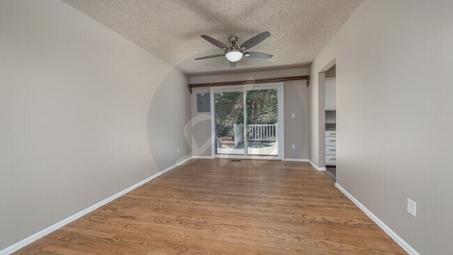 Building Photo - 5 bedroom Home in Widefield