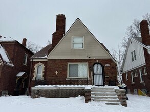 Building Photo - 10422 Morley St