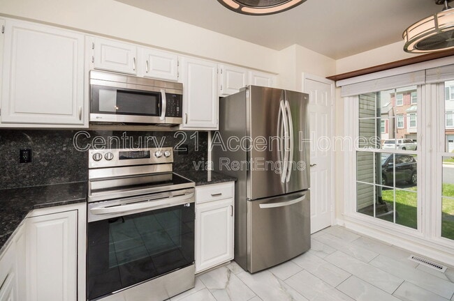 Building Photo - 7431 Ridge Oak Ct