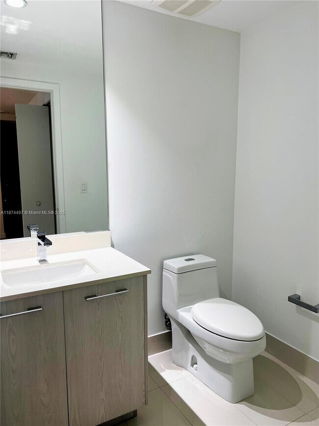 Foto del edificio - 55 SW 9th St