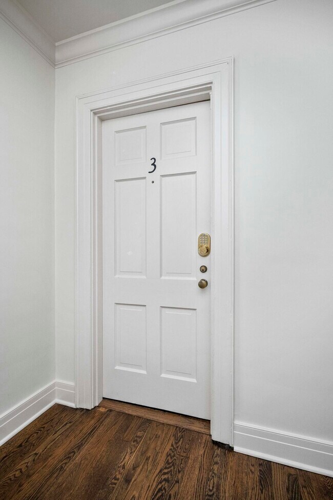 Foto del edificio - 1411 Fontaine Rd