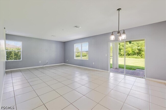 Building Photo - 2703 Loreto Ct