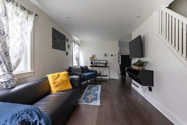 Foto del edificio - 3203 Sutherland Ave