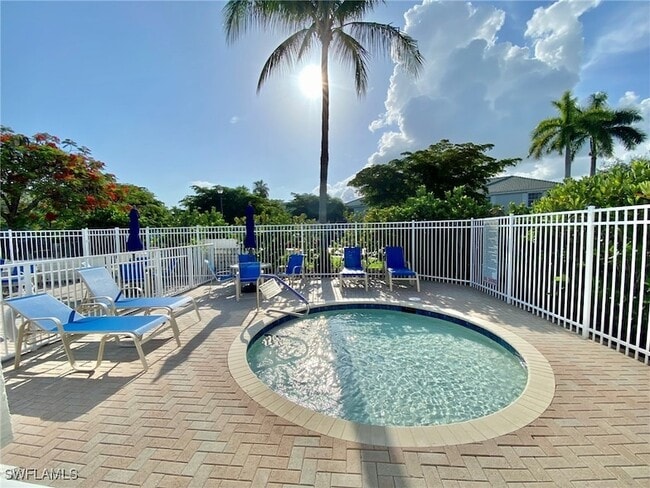 Foto del edificio - 8151 Pacific Beach Dr