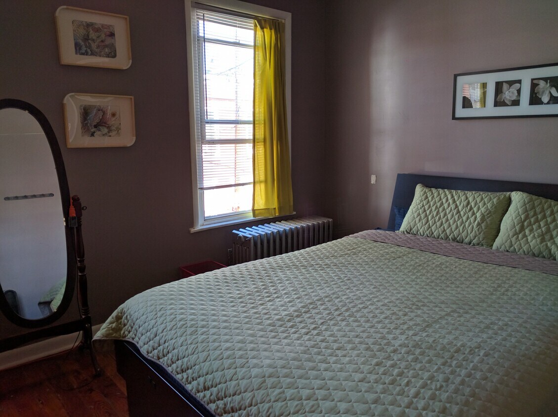 Primary Photo - 1740 Pierce Street