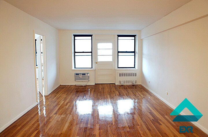Foto del edificio - 1535 E 14th St