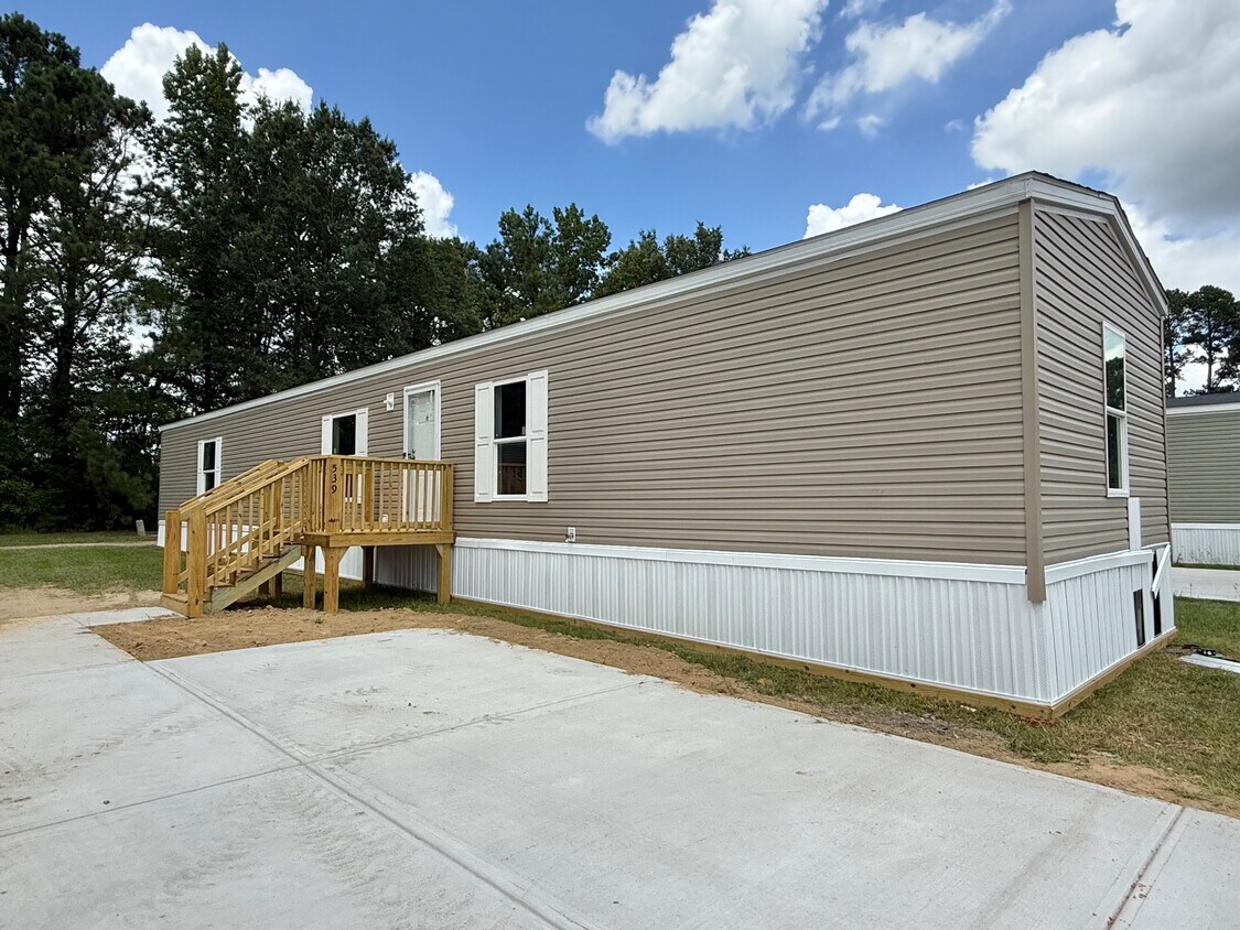 Foto principal - 539 Canterbury Ct
