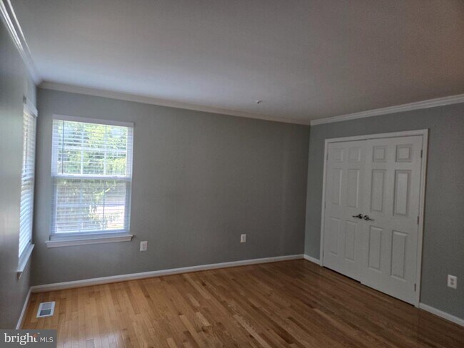 Building Photo - 5401 Riba Ct